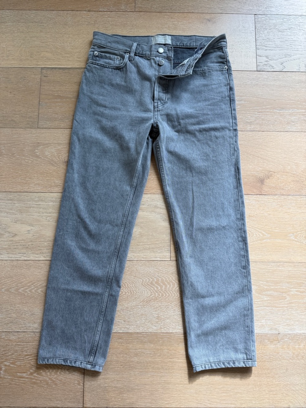 Everlane Light Grey The Relaxed Straight Jean Short